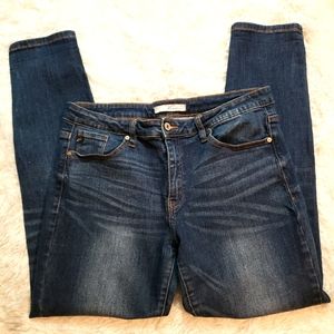 KanCan Women's Dark Wash Jeans, Size: 13/30.